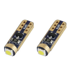 LED T5-pære med mål på 18 x 5 mm