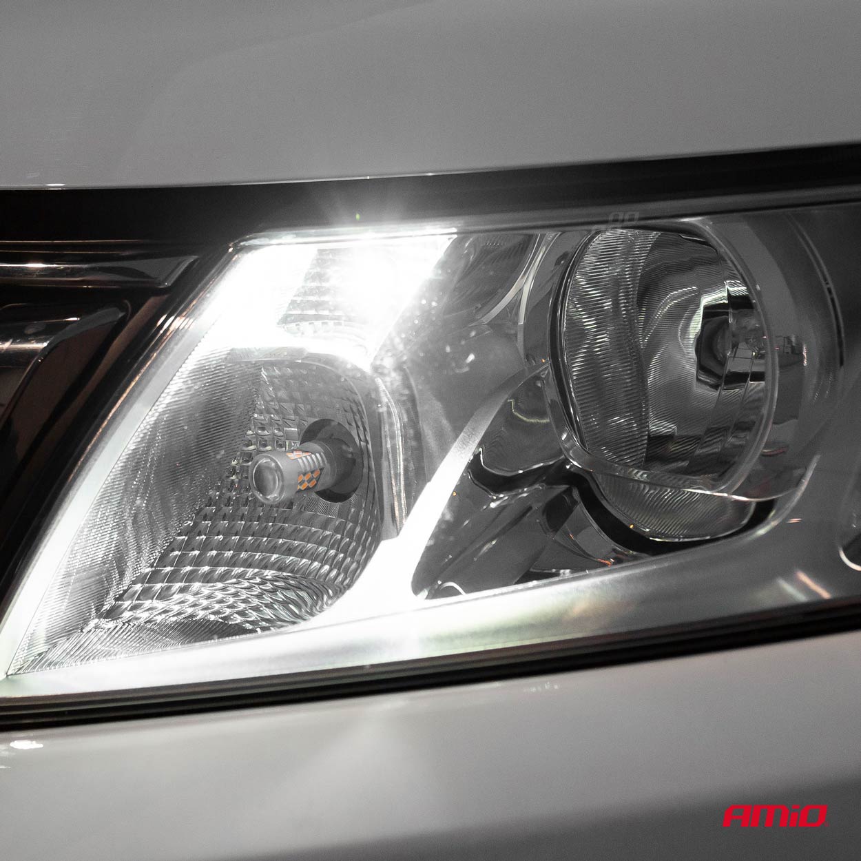 T10 W5W LED крушка с бяла светлина 5600 K