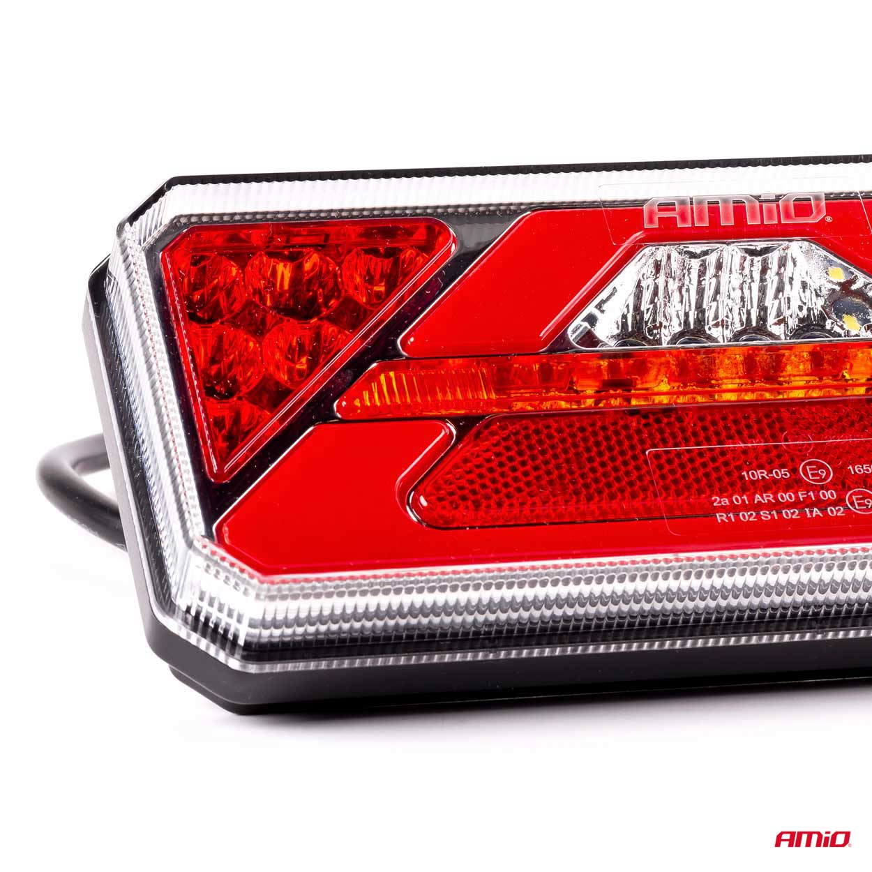 LED-lampe med dynamisk blinklys til venstre side