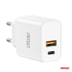Стенен адаптер с USB-C и USB-A изход