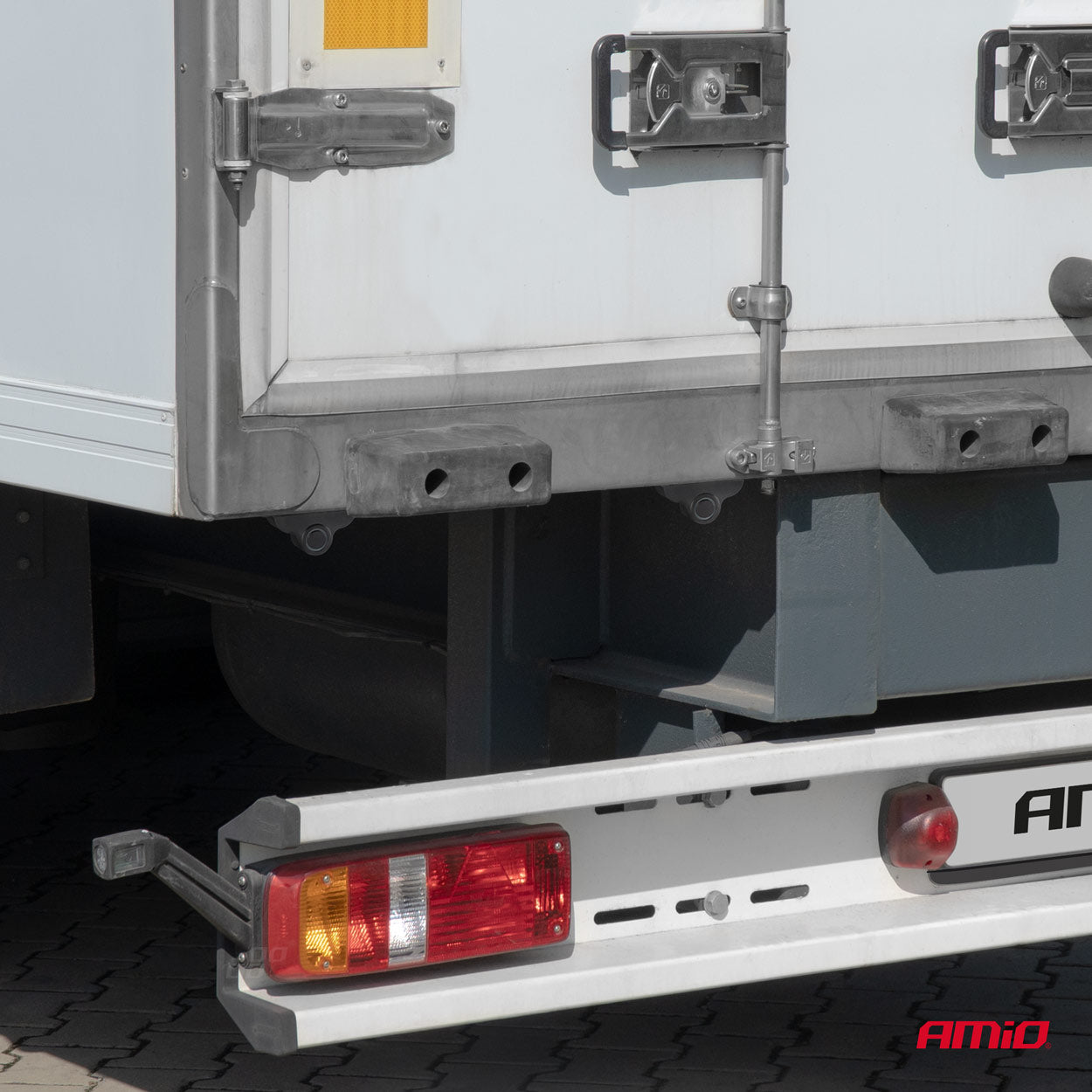 Fire sorte 19 mm parkeringssensorer til lastbil