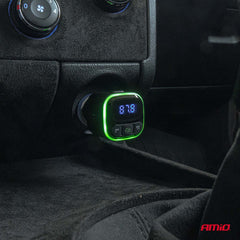 FM-transmitter med microSD-kortplads og USB-porte