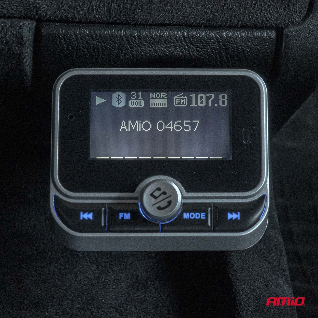 FM transmitter med Bluetooth og fjernbetjening