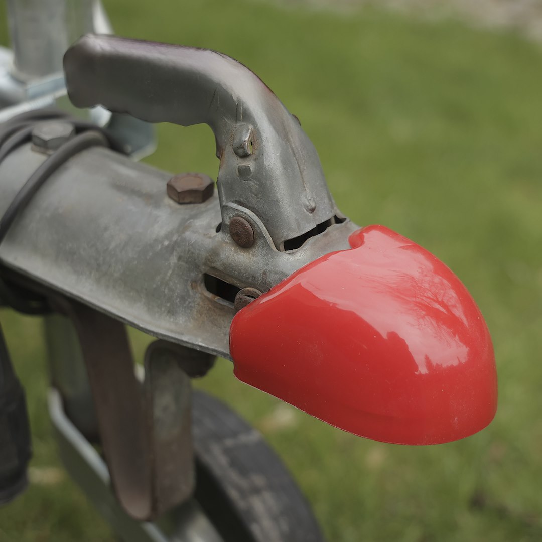 Универсална гумена капачка за trailer hitch от CARMOTION