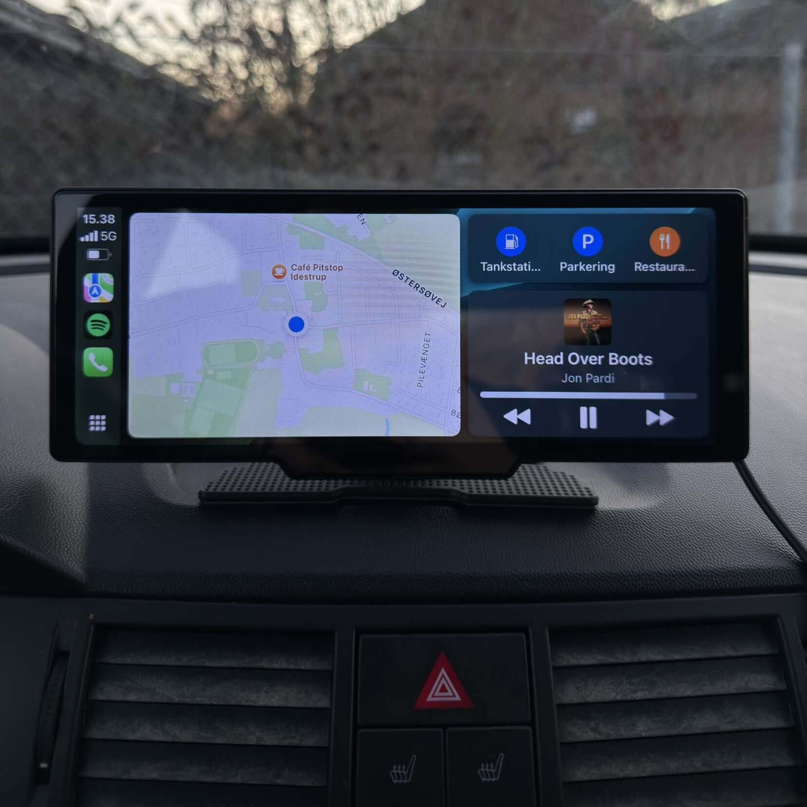<h2>Универсална Medium 10,26" радио система с Apple CarPlay и Android Auto – Carmedia24.bg</h2>