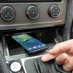 Volkswagen Golf 7 MK7 2014-2019 безжично зарядно за телефон с 10W бързо зареждане 
